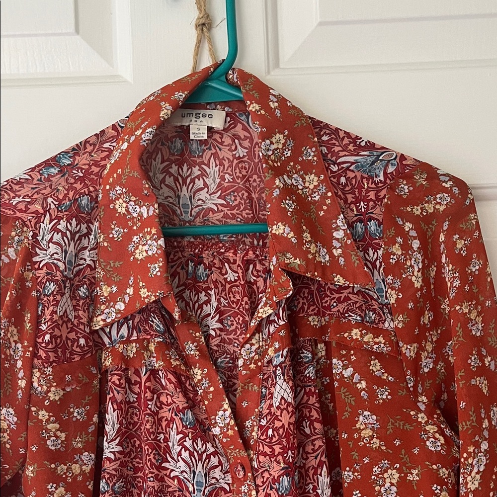 Umgee Rust Floral Blouse - Picture 5 of 12